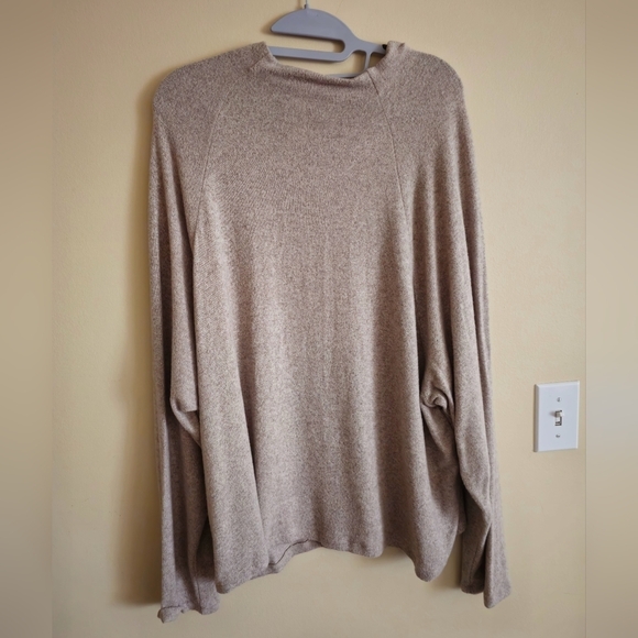 H&M Beige & Gold Button Fine-Knit Mock Neck Sweater Size Large - Picture 5 of 7